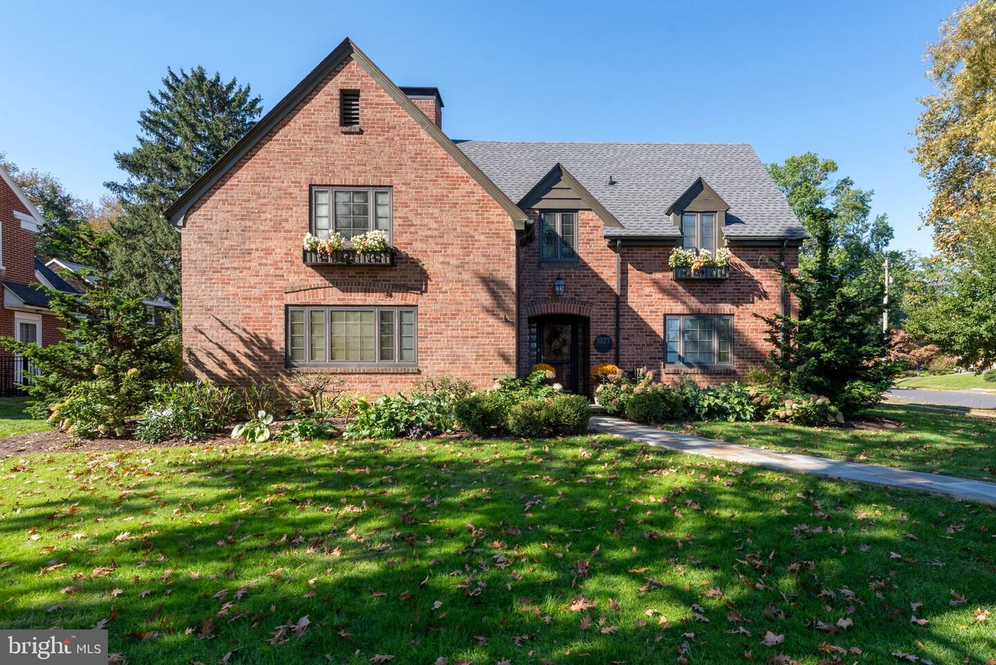 Property Photo:  1027 McGrann Boulevard  PA 17601 