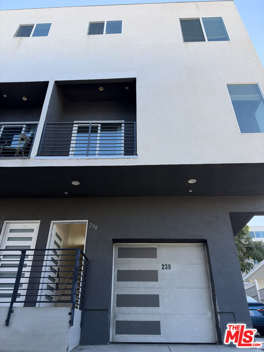 Property Photo:  238 N Park View  CA 90026 