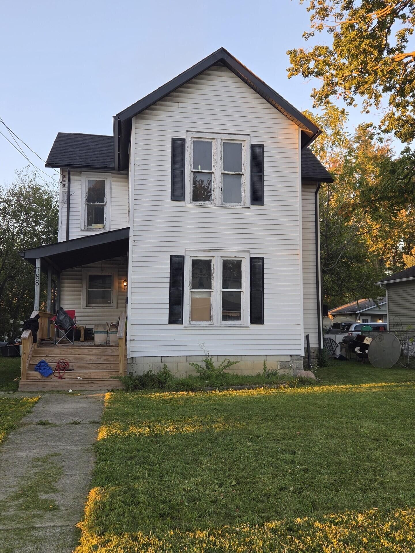 Property Photo:  788 E Center Street  OH 43302 