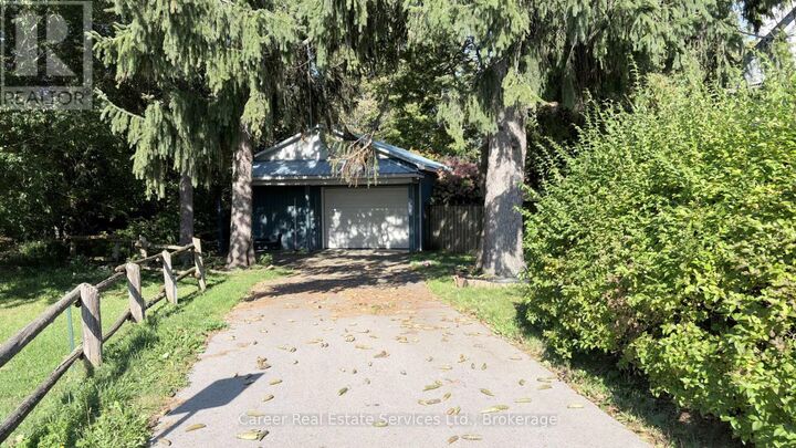 Property Photo:  995 Cedar Street  ON L1J 3R5 