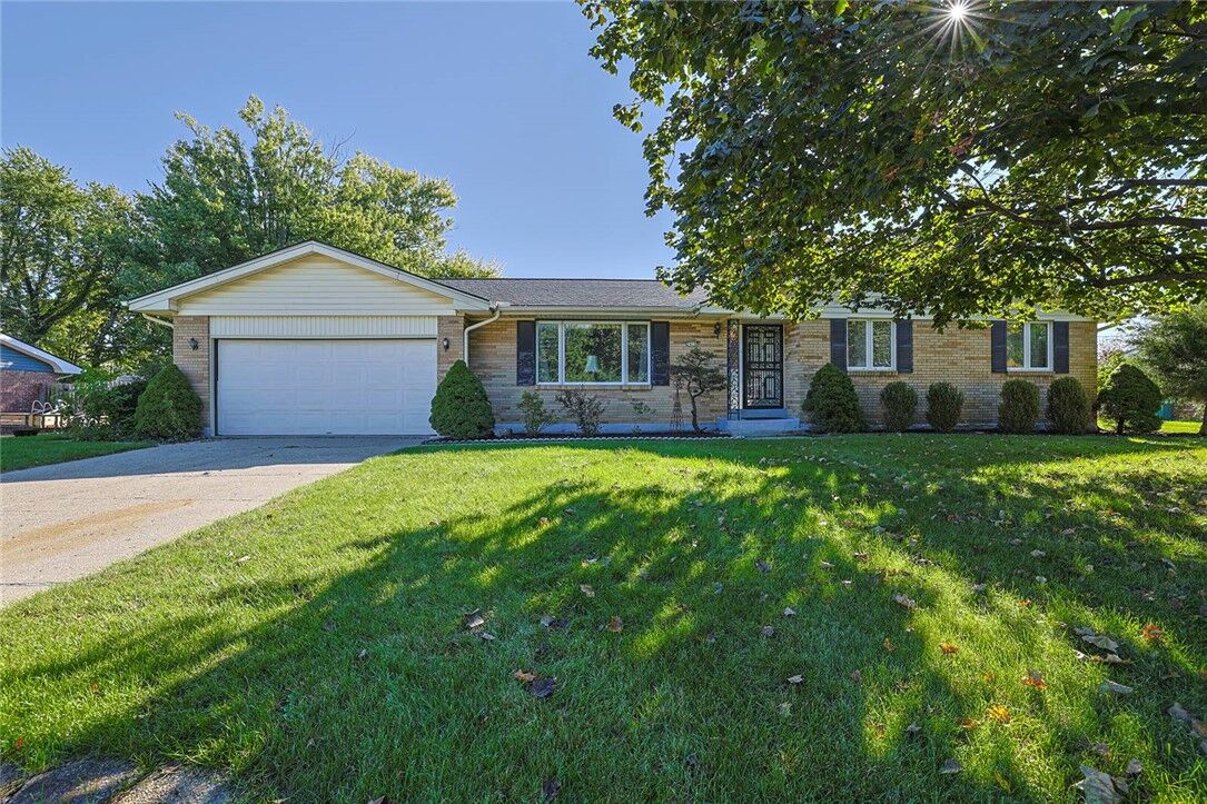 Property Photo: 2416 Apricot Drive OH 45431