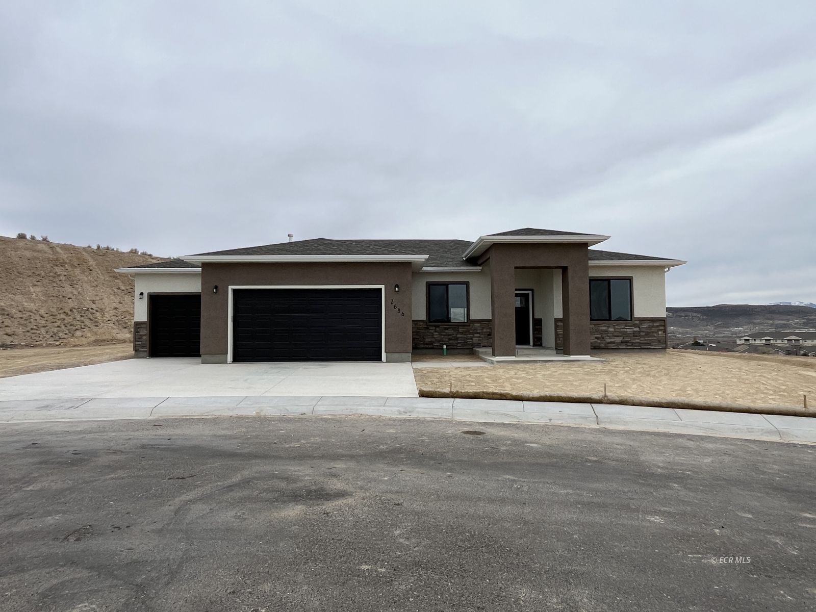 Property Photo: 223 Blakeland Drive NV 89815