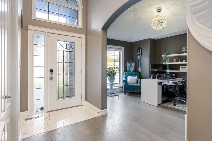 Property Photo:  2172 Brennan Crescent NW  AB T5T 6R8 