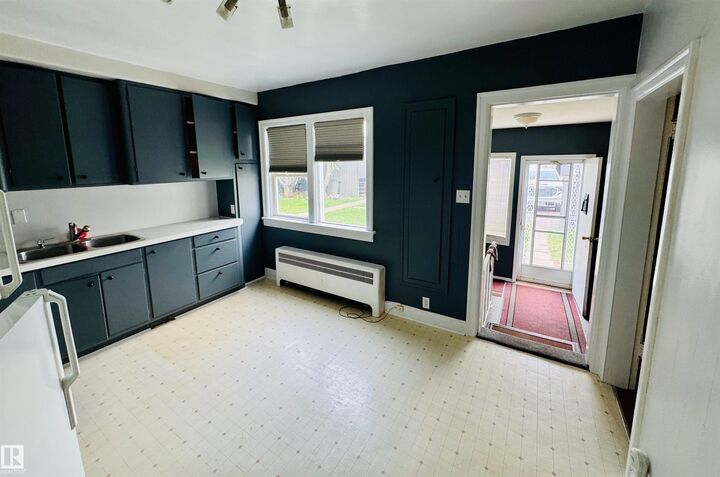 Property Photo:  4829 51 Avenue  AB T0A 3A3 