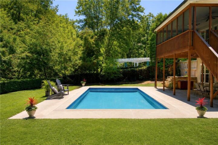 Property Photo: 1175 Jennifer Oaks Drive GA 30004