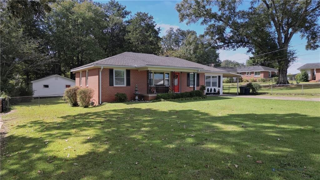 Property Photo:  304 Mobley Street  GA 30223 