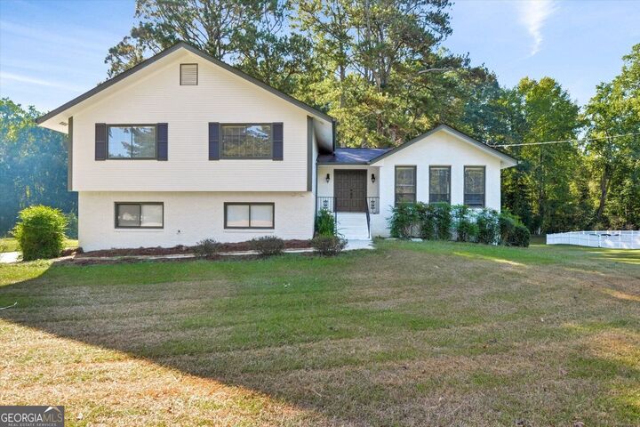 Property Photo:  150 Thornton Drive  GA 30214 