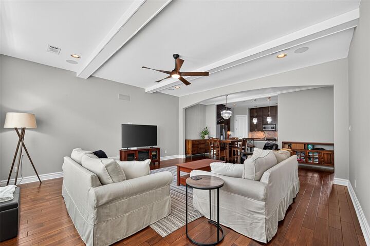 Property Photo: 1231 W 24th Street D TX 77008