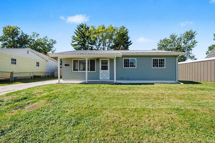 Property Photo:  4119 York Road  IN 46614-2720 