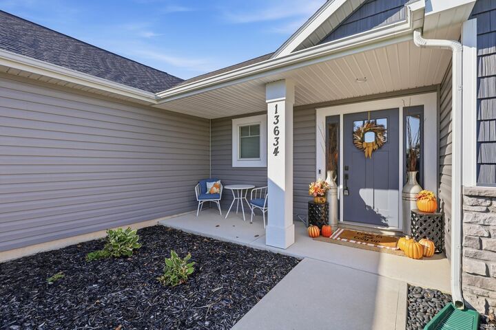 Property Photo:  13634 Saddle Creek Lane  IN 46741-8005 