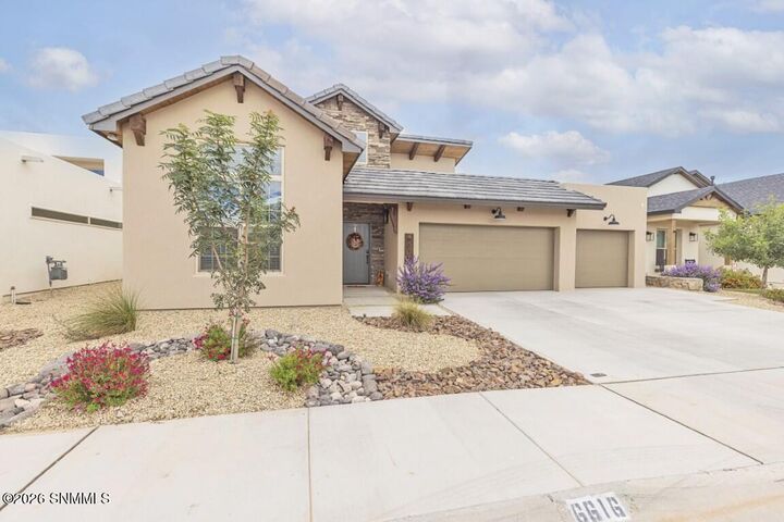Property Photo:  6616 Blackbird Road  NM 88012 
