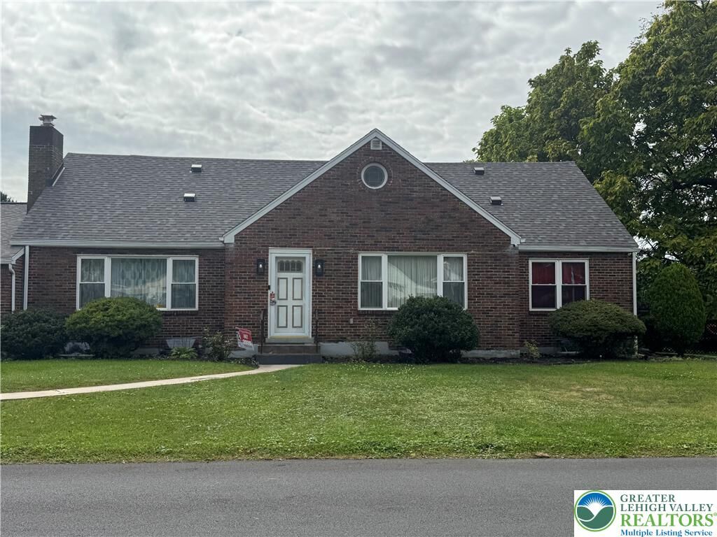 Property Photo: 2354 Albright Avenue 2 PA 18104