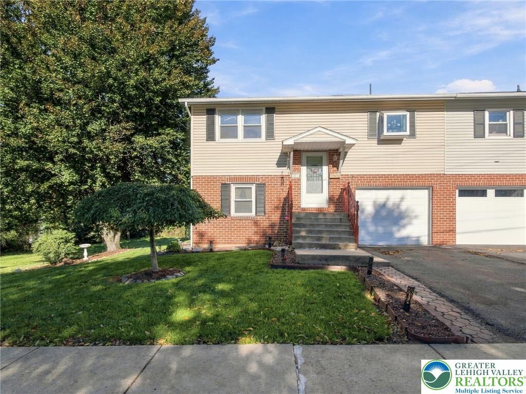 Property Photo:  281 W 26th Street  PA 18067 