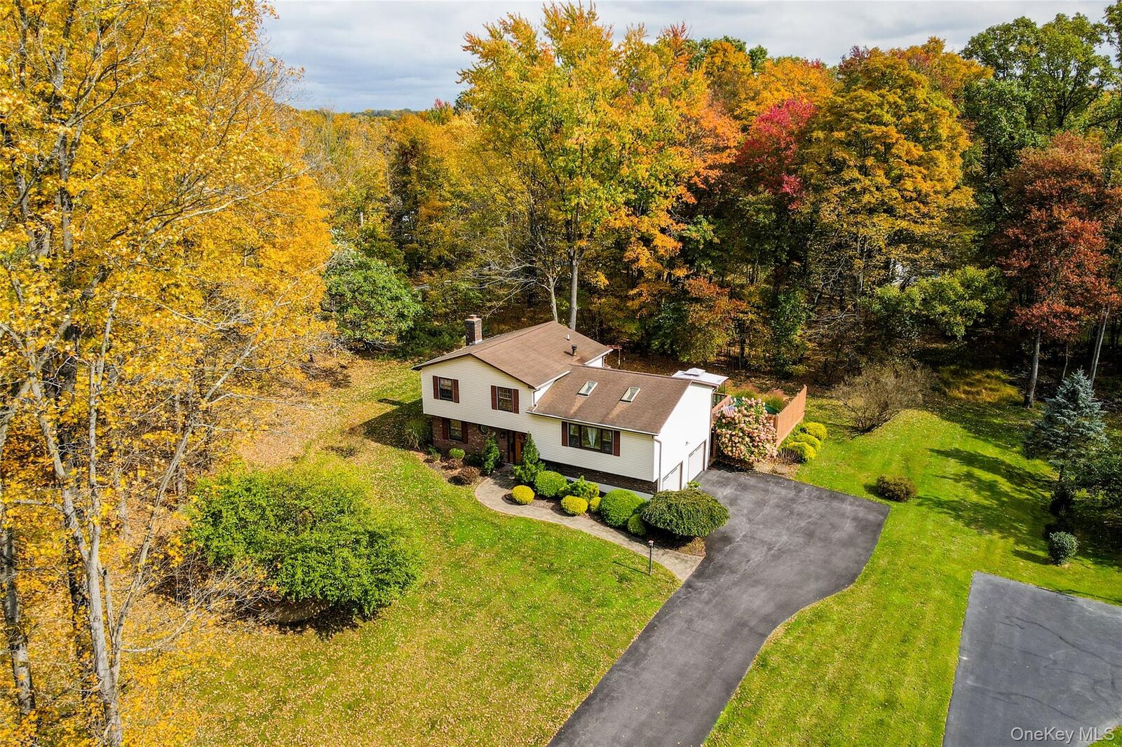 Property Photo:  2 Presidential Way  NY 12533 