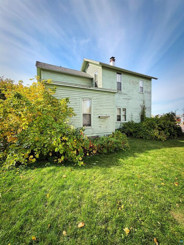 Property Photo:  510 Lake Shore Dr W  WI 54806 