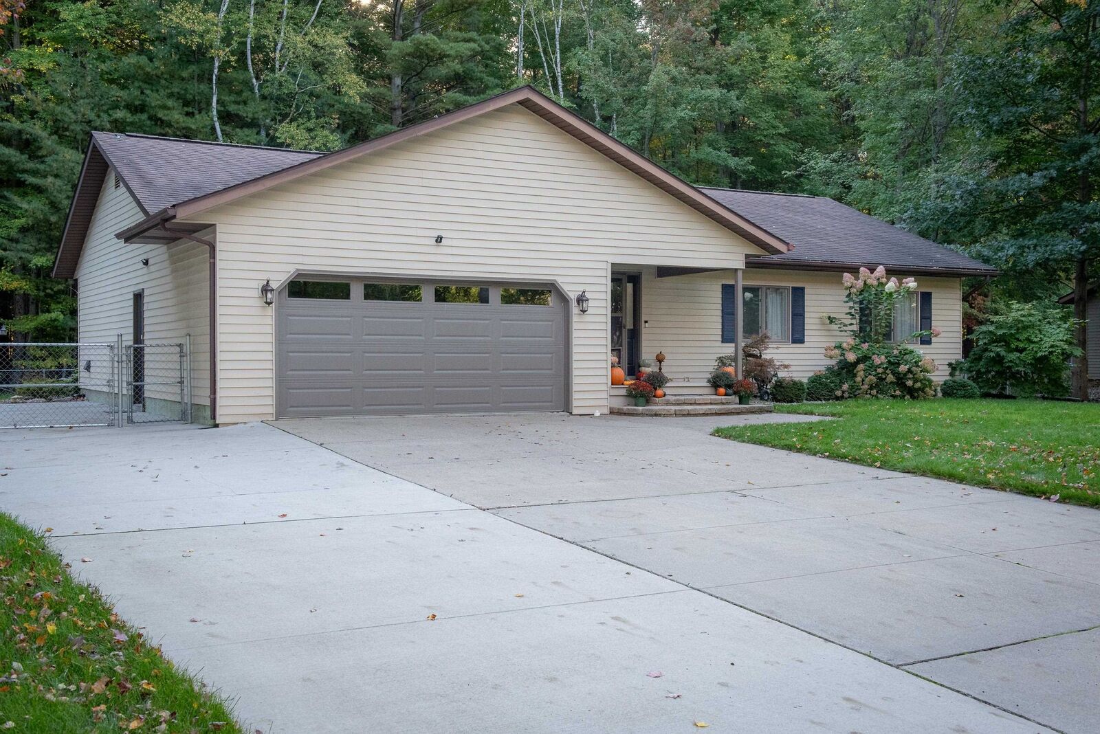 Property Photo:  2172 N Lynn  MI 48657 