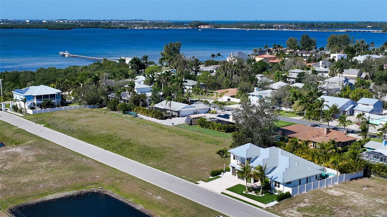 Property Photo: 7805 W 20th Place FL 34209