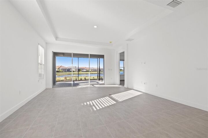 Property Photo:  16117 Isola Place  FL 34211 