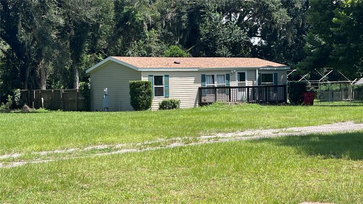 Property Photo: 2665 E Hwy 466 FL 34484