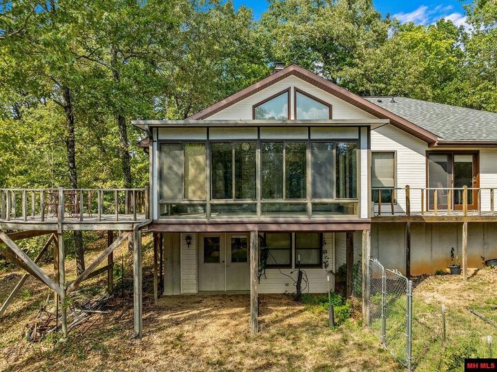 Property Photo:  1656 Cr 25  AR 72653 