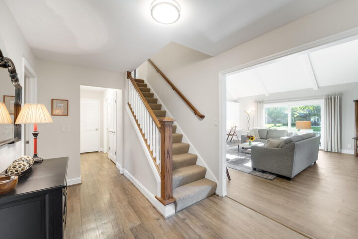 Property Photo:  2301 W Dickinson Ct  WI 53092 
