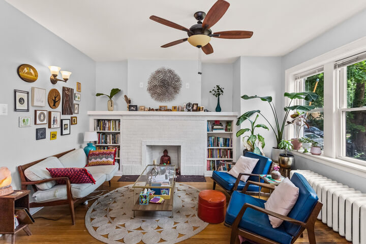 Property Photo: 6024 N Rockwell Street IL 60659