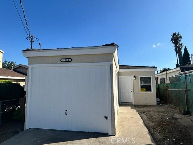 Property Photo:  2214 E 111th  CA 90059 