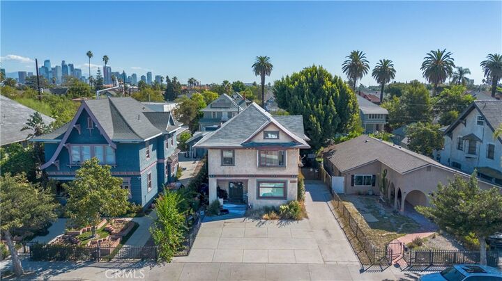 Property Photo:  2710 South Normandie Avenue  CA 90007 