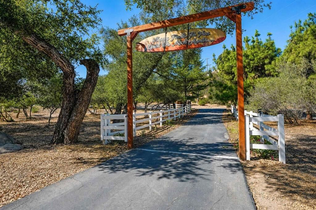 Property Photo:  15655 77 Oak Valley Road  CA 92065 