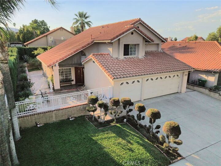 Property Photo: 2208 Coachman Circle CA 92881