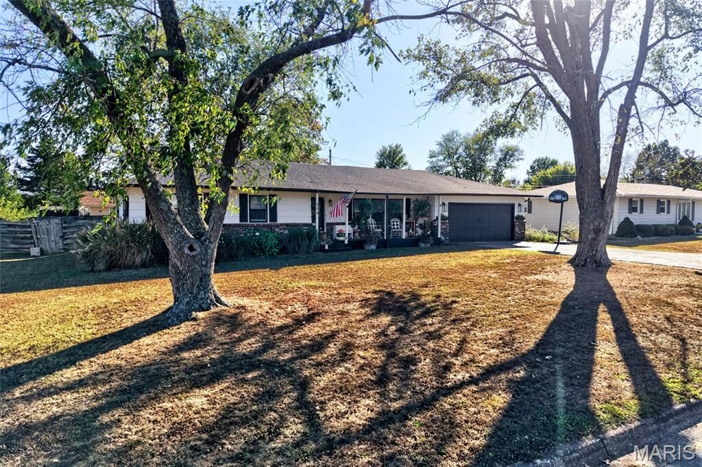 Property Photo:  354 Farmers Lane  MO 65536 