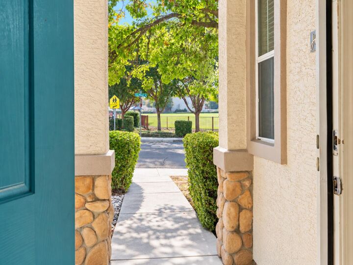 Property Photo: 3111 Two Rivers Drive CA 95833