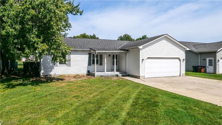 Property Photo:  227 Forest Park Drive  OH 44050 