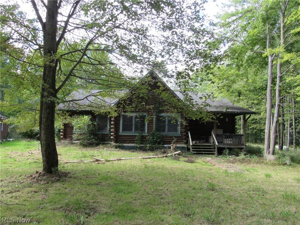 Property Photo:  5575 Center Road  OH 44030 