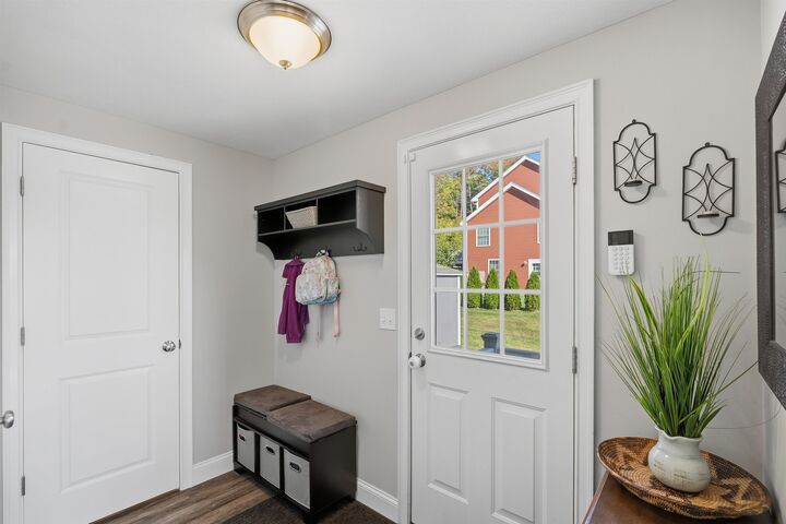 Property Photo: 75 Timber Ridge Drive NH 03055