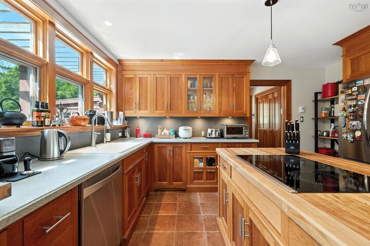 Property Photo:  39 Cedar Drive  NS B0K 1S0 