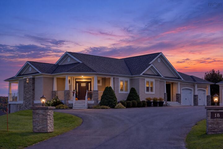 Property Photo: 18 Clipper Court NS B1R 0A6