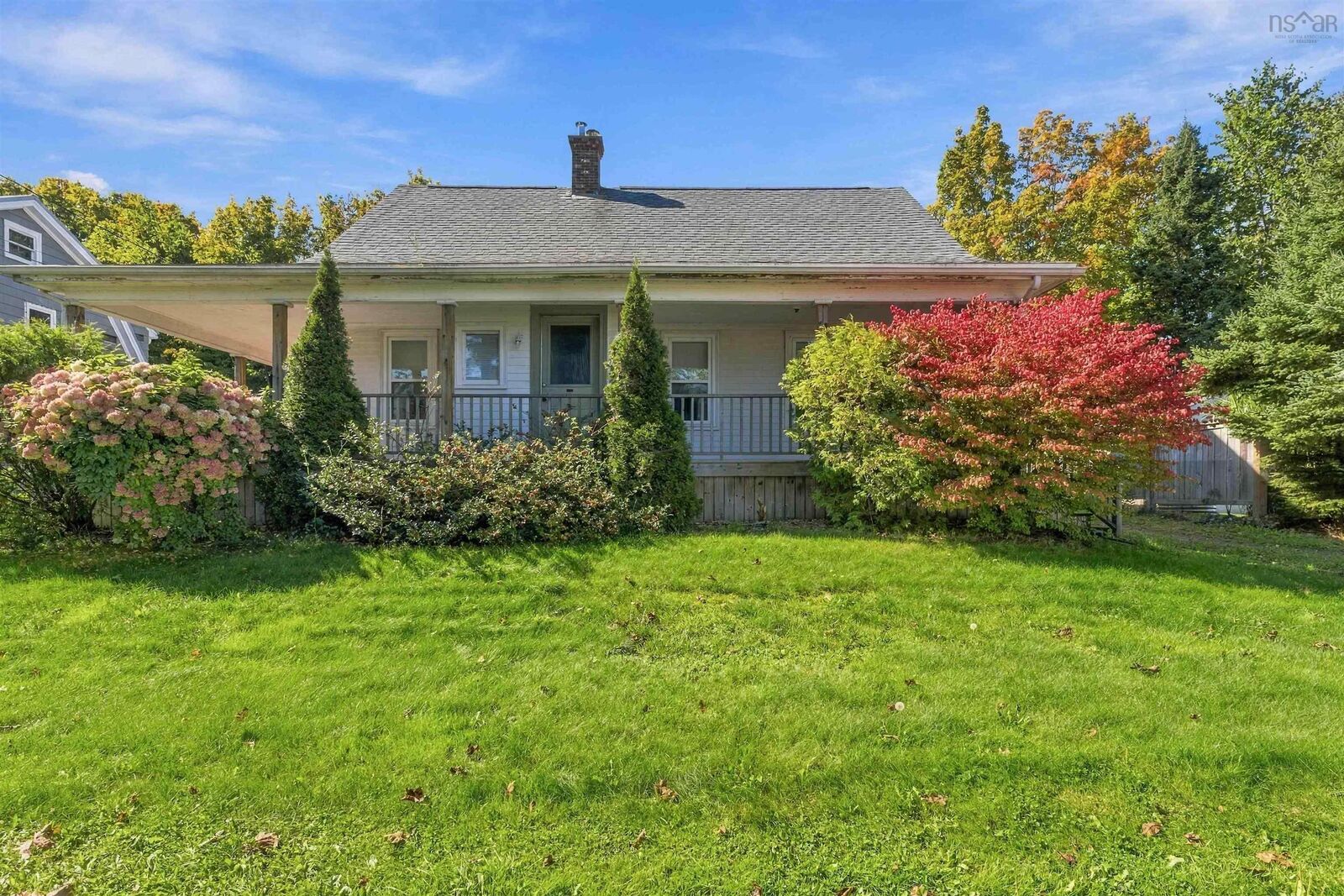 Property Photo:  1107 Middle Street  NS B0P 1T0 