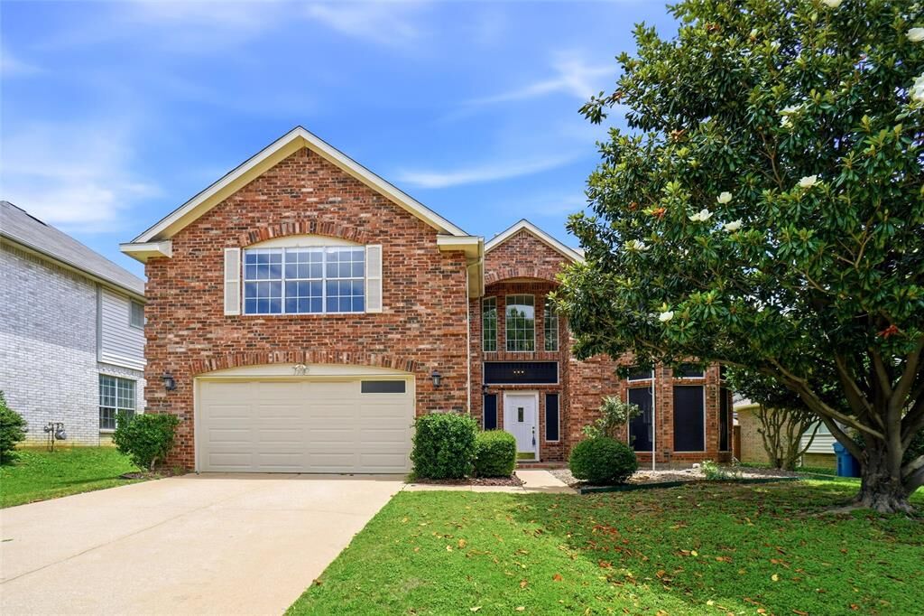 Property Photo: 5308 Summerfields Drive TX 75028