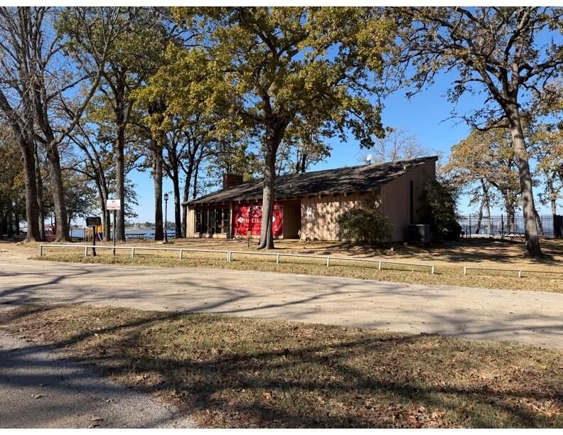 Property Photo:  Lots 10,11,12 Beachwood Drive  TX 75163 