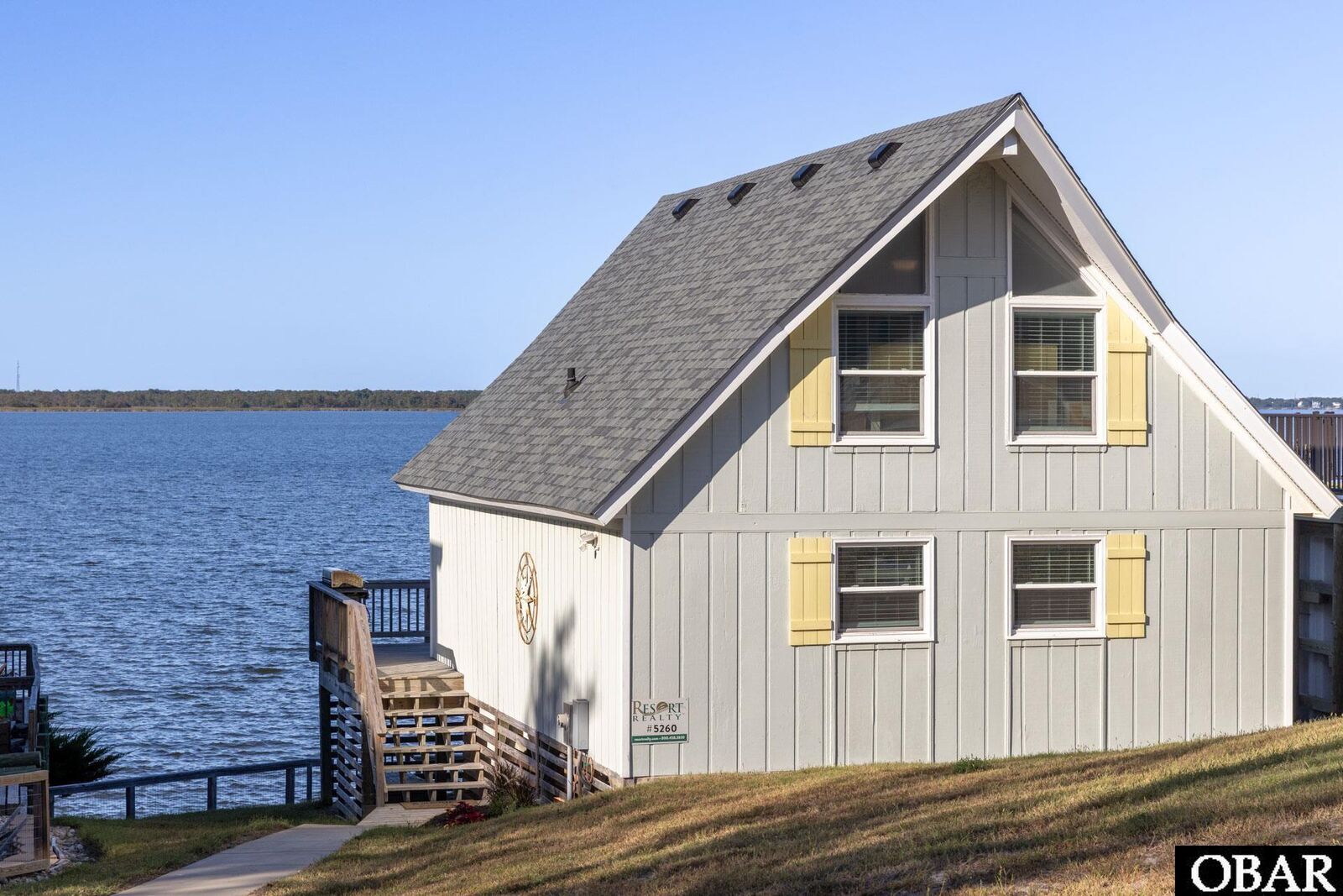 Property Photo:  106 Sir John White Court  NC 27048 