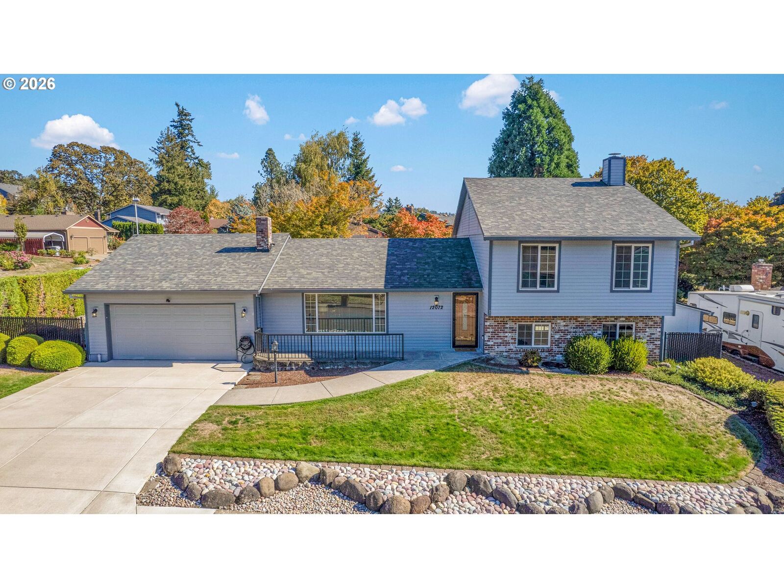 Property Photo: 12072 SE 105th Dr OR 97086