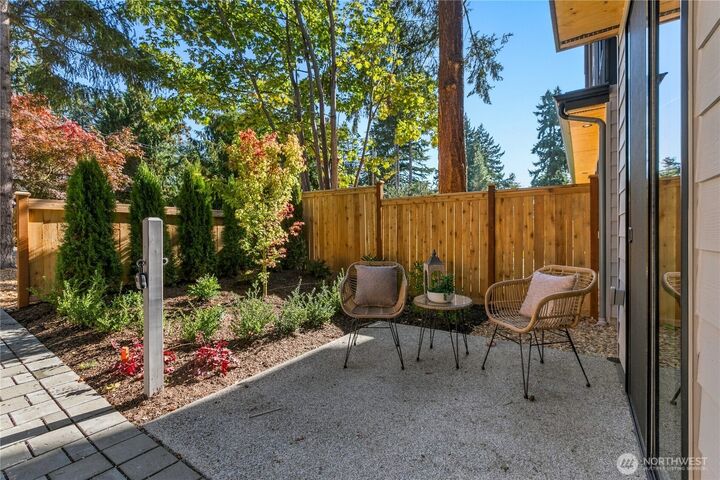 Property Photo:  11309  Goodwin Way NE  WA 98125 