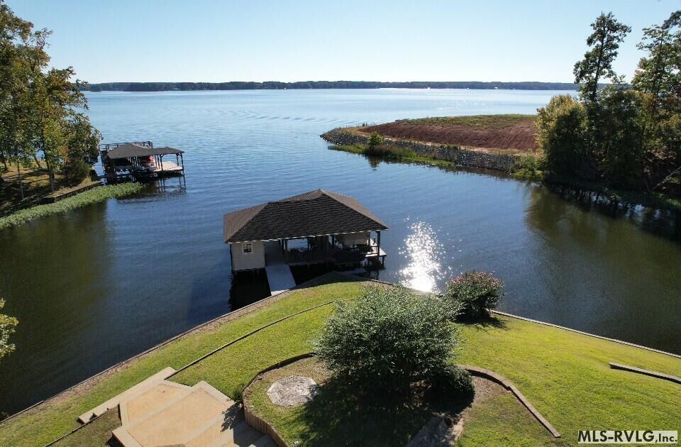 Property Photo:  162 Redwood Dr  NC 27850 