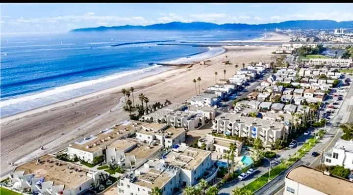 Property Photo:  7301 Vista Del Mar 32  CA 90293 