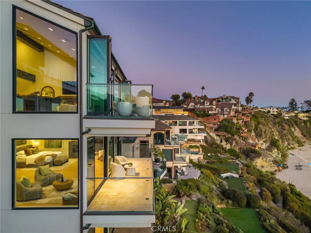 Property Photo: 33 Bay Drive CA 92651