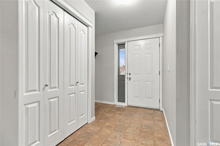 Property Photo:  3158 37th Street W  SK S7L 7C8 
