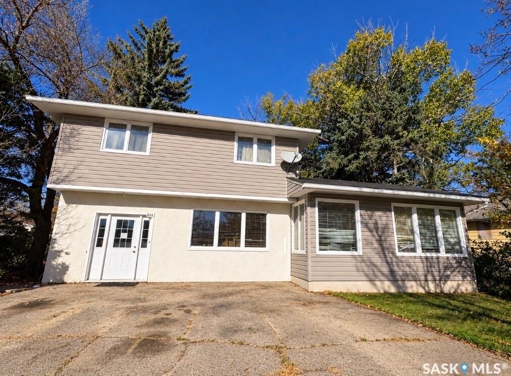 Property Photo:  614 Third Street  SK S0G 2S0 