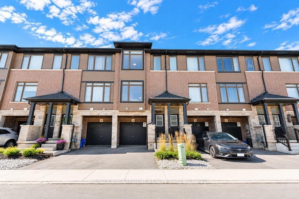 Property Photo:  120 Court Drive 29  ON N3L 0N2 