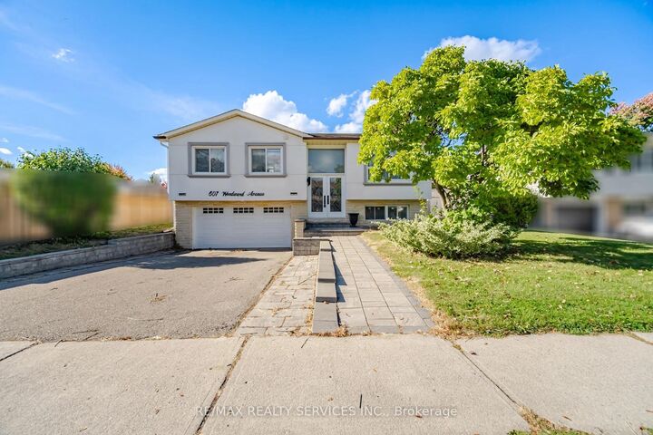 Property Photo: 607 Woodward Avenue ON L9T 3K3